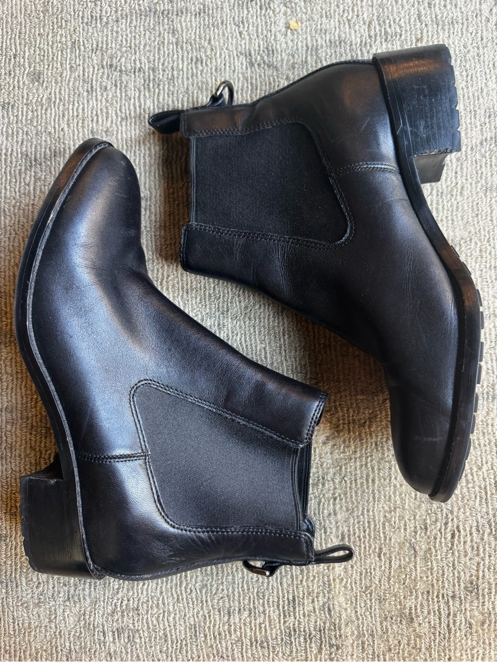 Cole Haan Waterproof Chelsea Boots Womenโs 7.5 Black Leather Block Heel